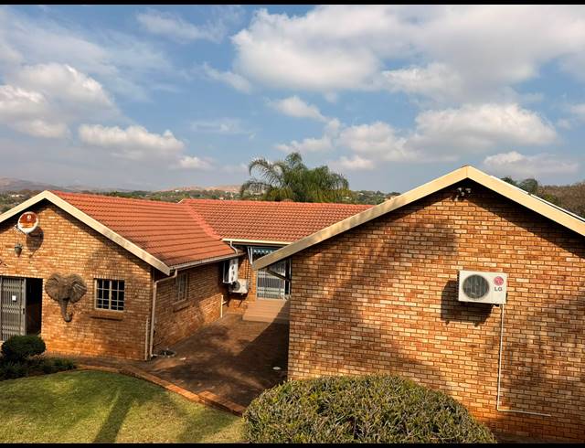 4 BEDROOM HOUSE FOR SALE IN CASHAN